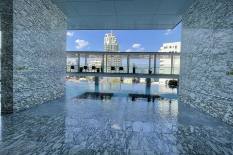 Condominio de 1 dormitorio en Watthana, Bangkok, Tailandia № 133861 - foto 18
