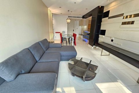 Condominio de 2 dormitorios en Pathum Wan, Bangkok, Tailandia № 133865 - foto 2