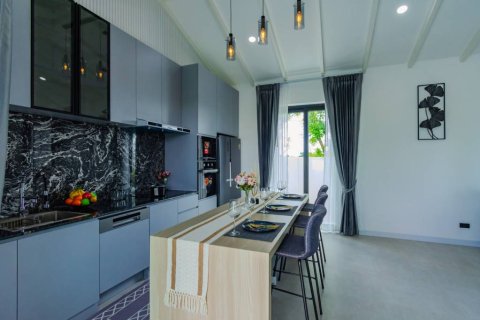 Chalet de 3 dormitorios en Hua Hin, Tailandia № 146851 - foto 10