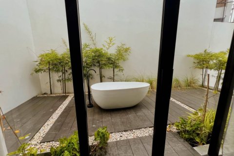 Chalet de 4 dormitorios en Surat Thani, Tailandia № 146849 - foto 6