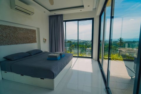 Chalet de 4 dormitorios en Surat Thani, Tailandia № 146846 - foto 7