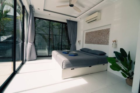 Chalet de 4 dormitorios en Surat Thani, Tailandia № 146846 - foto 8