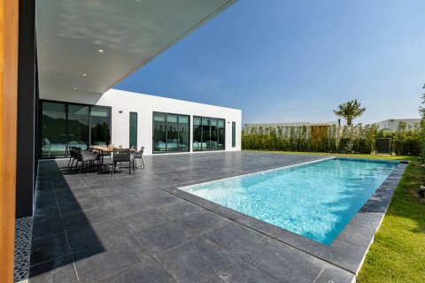 Chalet de 5 dormitorios en Hua Hin, Tailandia № 166814 - foto 5
