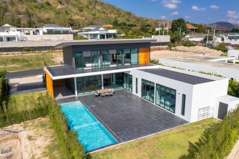 Chalet de 5 dormitorios en Hua Hin, Tailandia № 166814 - foto 2