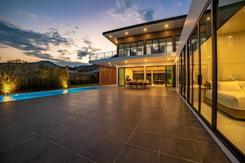 Chalet de 5 dormitorios en Hua Hin, Tailandia № 166814 - foto 7