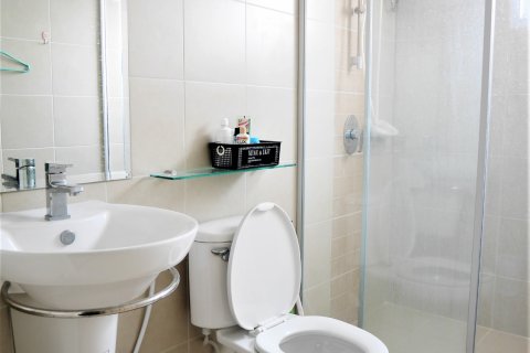 Condominio de 1 dormitorio en Bangkok, Tailandia № 143992 - foto 7