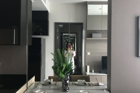 Condominio de 1 dormitorio en Bangkok, Tailandia № 143894 - foto 6