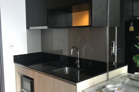 Condominio de 1 dormitorio en Bangkok, Tailandia № 143894 - foto 7