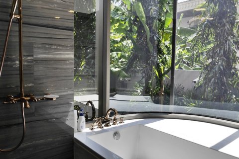 Condominio de 3 dormitorios en Bangkok, Tailandia № 143991 - foto 16