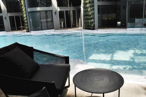 Condominio de 3 dormitorios en Bangkok, Tailandia № 143991 - foto 20