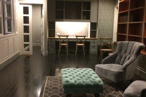 Condo à Bangkok, Thaïlande, 4 chambres  № 143893