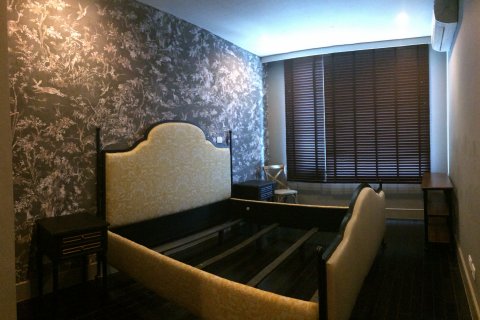 Condo in Bangkok, Thailand, 4 bedrooms № 143893 - photo 8