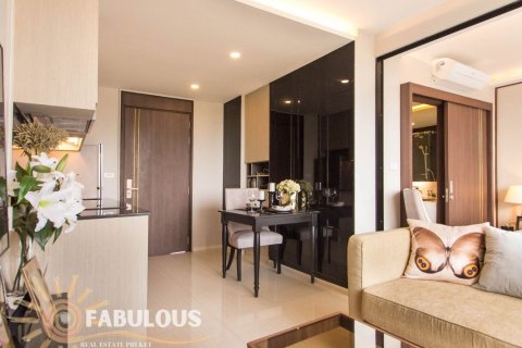 Condominio de 1 dormitorio en Surin Beach, Tailandia № 179533 - foto 3