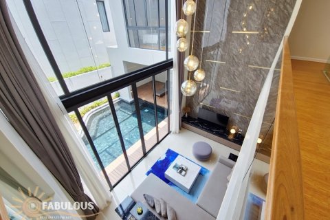 Chalet de 4 dormitorios en Surin Beach, Tailandia № 179534 - foto 3