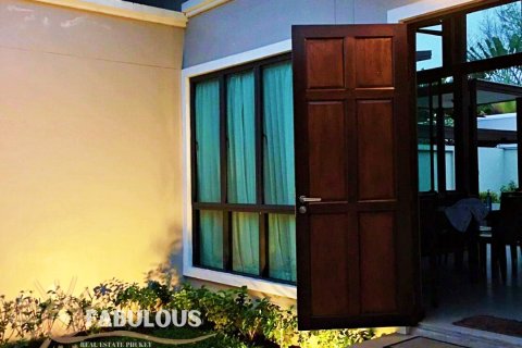 Chalet de 3 dormitorios en Bang Tao, Tailandia № 179537 - foto 8