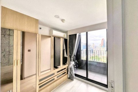 Dúplex de 1 dormitorio en Bangkok, Tailandia № 119227 - foto 7