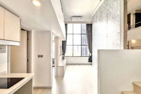 Dúplex de 1 dormitorio en Bangkok, Tailandia № 119227 - foto 5