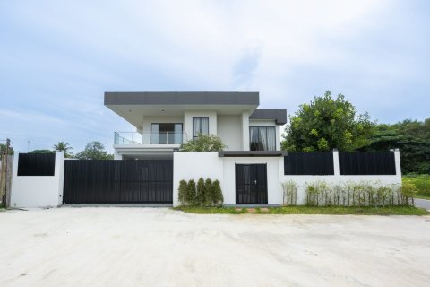 บ้านในชลบุรี, ประเทศไทย 4 ห้องนอน № 162870 - รูปถ่าย 2