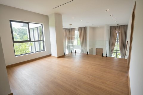 บ้านในชลบุรี, ประเทศไทย 4 ห้องนอน № 162870 - รูปถ่าย 21