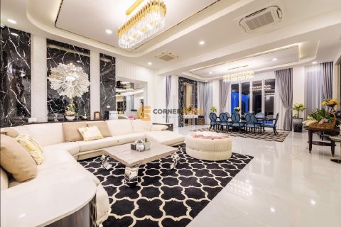 Estudio en Chonburi, Tailandia № 134365 - foto 15