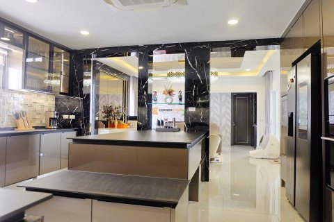 Estudio en Chonburi, Tailandia № 134365 - foto 26