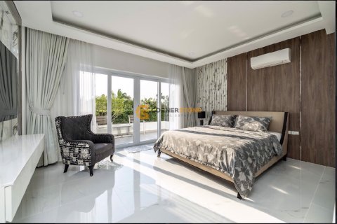 Estudio en Chonburi, Tailandia № 134365 - foto 19