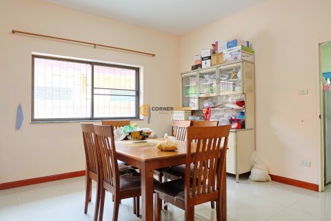 Estudio en Chonburi, Tailandia № 134366 - foto 11