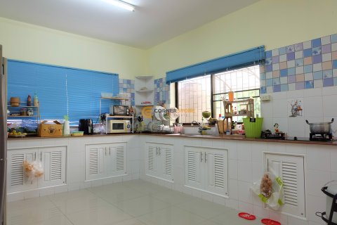 Estudio en Chonburi, Tailandia № 134366 - foto 10