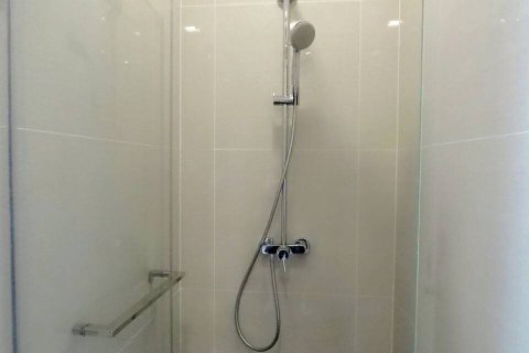 Condominio de 2 dormitorios en Bangkok, Tailandia № 66771 - foto 16