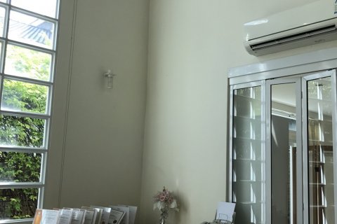 Reihenhaus in Bangkok, Thailand 3 Schlafzimmer № 66770 - Foto 21
