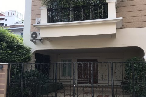 Reihenhaus in Bangkok, Thailand 3 Schlafzimmer № 66770 - Foto 2