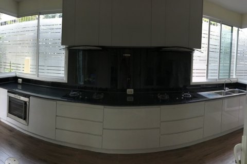 Reihenhaus in Bangkok, Thailand 3 Schlafzimmer № 66770 - Foto 13