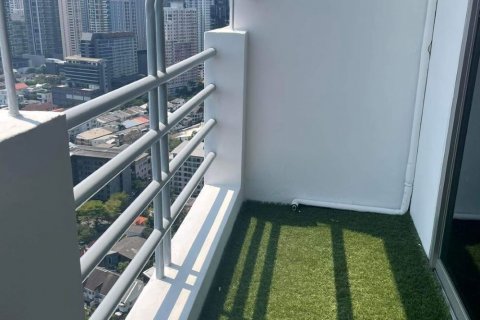 Condominio de 3 dormitorios en Watthana, Bangkok, Tailandia № 133856 - foto 16