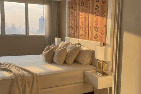 Condominio de 3 dormitorios en Watthana, Bangkok, Tailandia № 133856 - foto 6