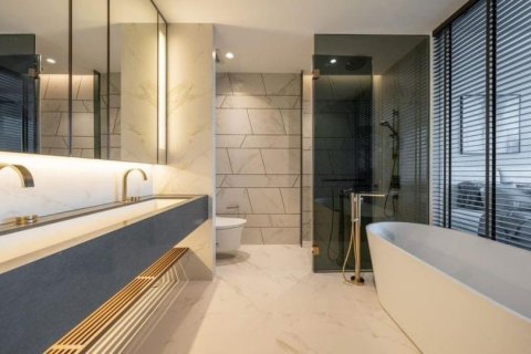 Condominio de 2 dormitorios en Watthana, Bangkok, Tailandia № 133860 - foto 5