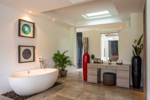 Chalet de 4 dormitorios en Phuket, Tailandia № 134018 - foto 23
