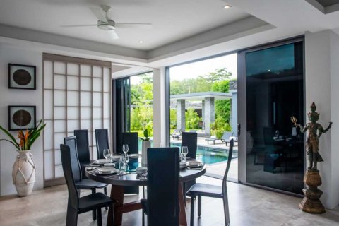 Chalet de 4 dormitorios en Phuket, Tailandia № 134018 - foto 13