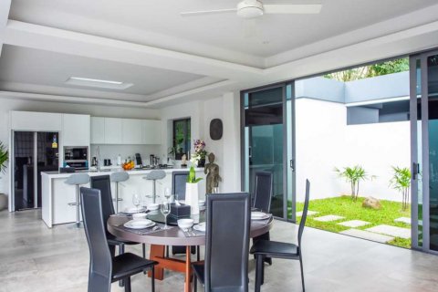 Chalet de 4 dormitorios en Phuket, Tailandia № 134018 - foto 9