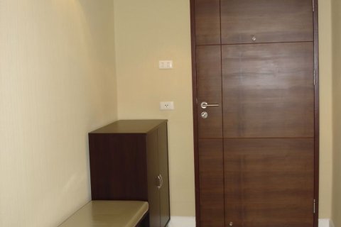 Condominio de 2 dormitorios en Watthana, Bangkok, Tailandia № 59136 - foto 8