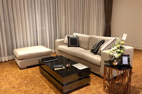 Condominio de 2 dormitorios en Sathon, Bangkok, Tailandia № 143861 - foto 4