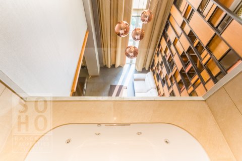 Condominio de 2 dormitorios en Sathon, Bangkok, Tailandia № 143860 - foto 11