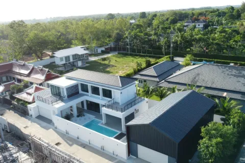 Villa in Pattaya, Thailand 4 Schlafzimmer № 155684
