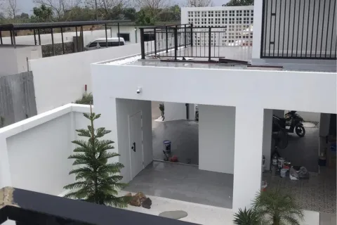 Chalet de 4 dormitorios en Pattaya, Tailandia № 155684 - foto 11