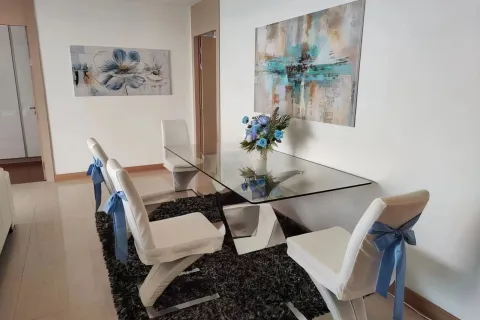 Apartamento de 2 dormitorios en Pattaya, Tailandia № 155682 - foto 2