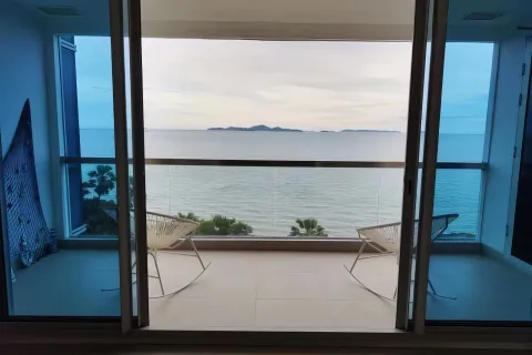 Apartamento de 2 dormitorios en Pattaya, Tailandia № 155682 - foto 3