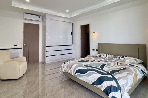 Casa de 3 dormitorios en Pattaya, Tailandia № 155685 - foto 10