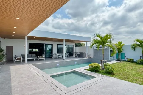 Casa de 3 dormitorios en Pattaya, Tailandia № 155685 - foto 30