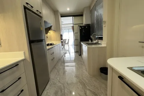 Casa de 4 dormitorios en Pattaya, Tailandia № 155686 - foto 6