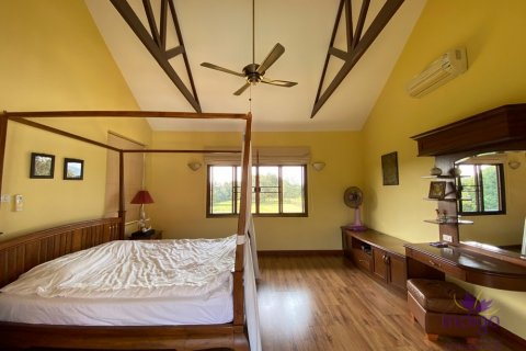 Casa de 6 dormitorios en San Sai, Tailandia № 57942 - foto 27