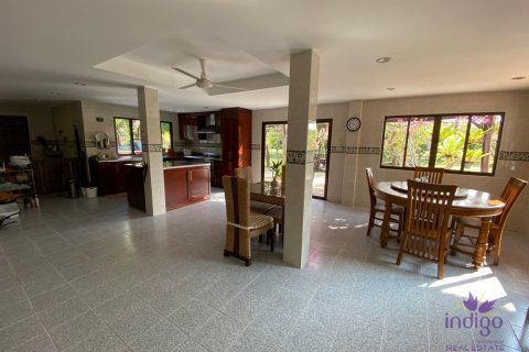 Casa de 6 dormitorios en San Sai, Tailandia № 57942 - foto 18